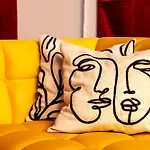 Blooper Cine House روما